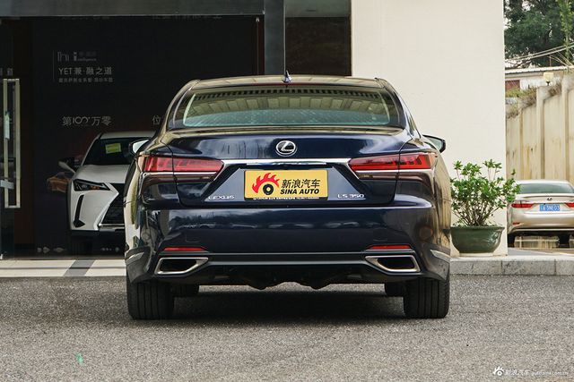 2018款雷克萨斯LS 3.5L主动350精采版国V
