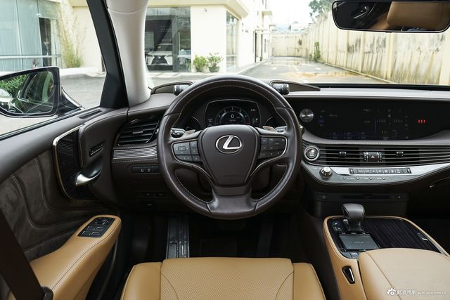 2018款雷克萨斯LS 3.5L自动350精采版国V