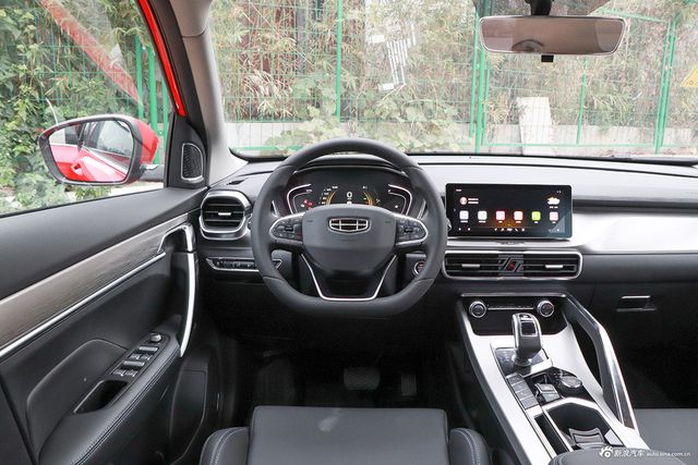 2019款吉祥缤越新能源1.5T 260T DCT骑士