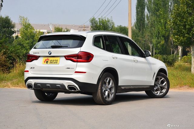 2020款宝马X3 xDrive25i 豪华套装
