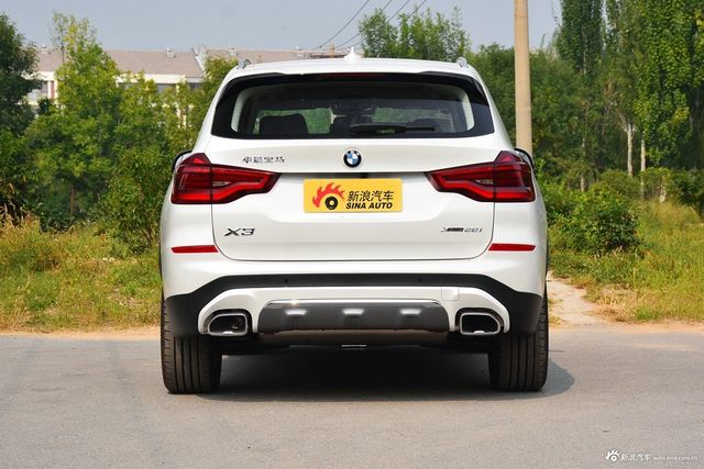 2020款宝马X3 xDrive25i 豪华套装
