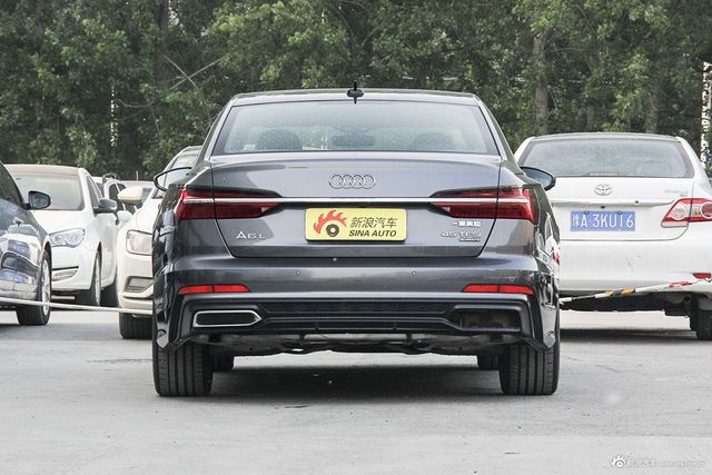 2019款奥迪A6L 2.0T自动quattro臻选致雅型