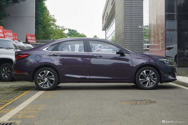 2019款智道U7 1.5T自动 精英版