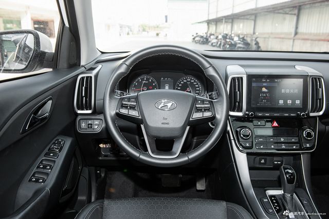 2019款现代ix35 2.0L主动两驱智勇·畅享版国VI
