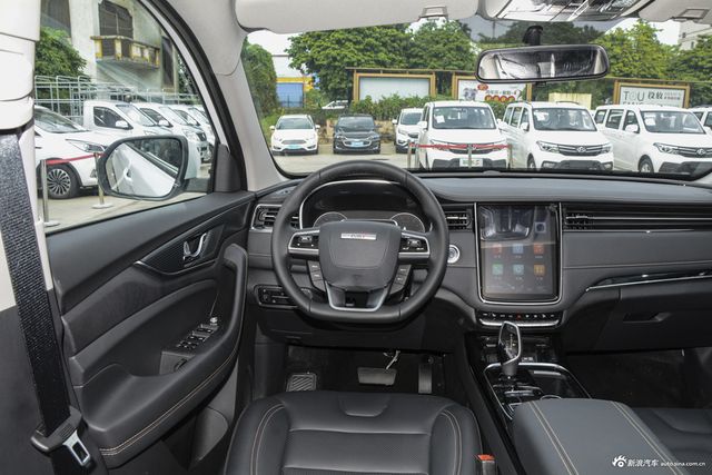 2020款长安欧尚科赛GT 2.0T自动风尚型 7座