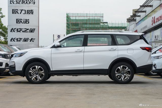 2020款长安欧尚科赛GT 2.0T自动风尚型 7座
