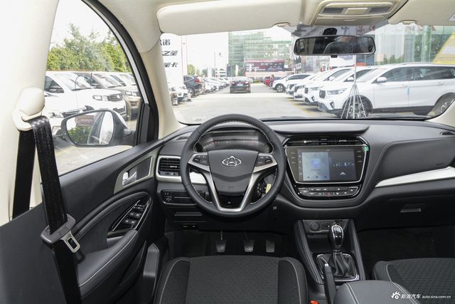 2019款长安欧尚A800 1.6L手动舒适型 国VI