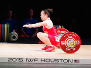 女举夺金小将赛后腼腆致谢 领队：有惊喜有遗憾