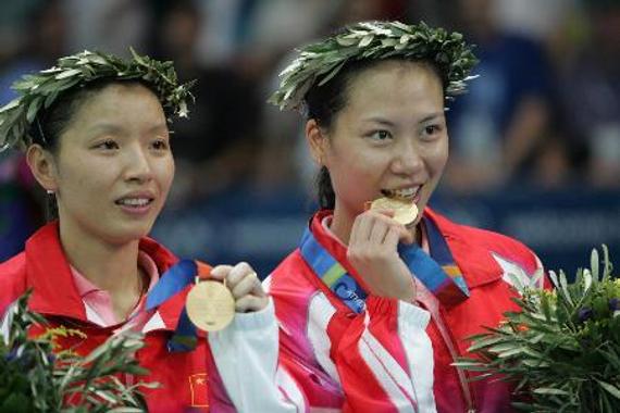张洁雯与杨维雅典奥运夺冠