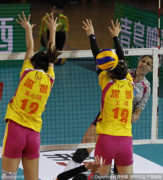 Bayi women's volleyball semi-final first leg disarm Carrillo 23 points help Tianjin wins