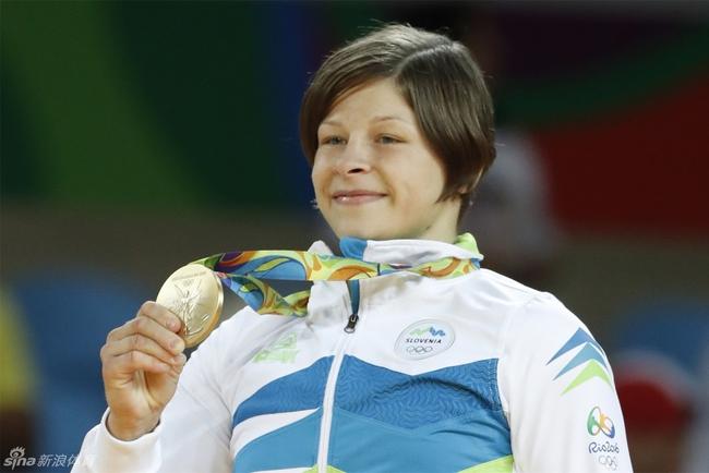 奥运会柔道决赛 俄罗斯和斯洛文尼亚选手获得金牌