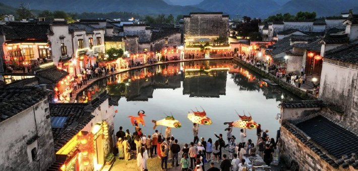 安徽黟县：桃花源里过大年