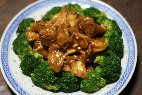 素食养生:酸甜猴头菇