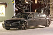 奥迪A8六个门，总统该坐哪？
