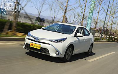 2016款雷凌双擎1.8l自动豪华版