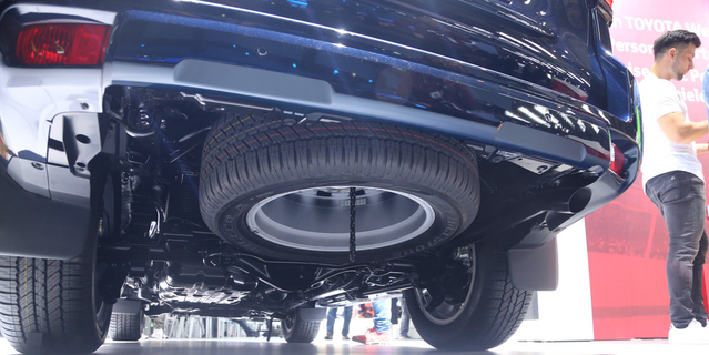 法兰克福车展 丰田新款普拉多首发