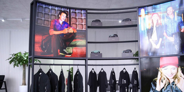 实拍|第一家领克店 品质出众／更具国际范儿