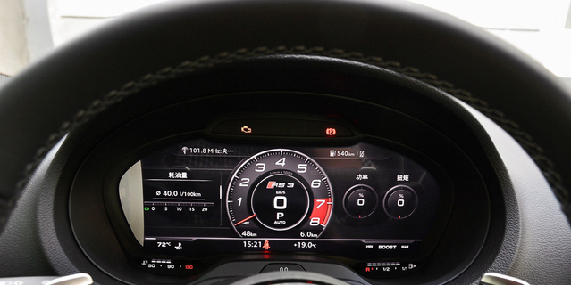 实拍|新款奥迪RS3 超级疯狂的钢炮