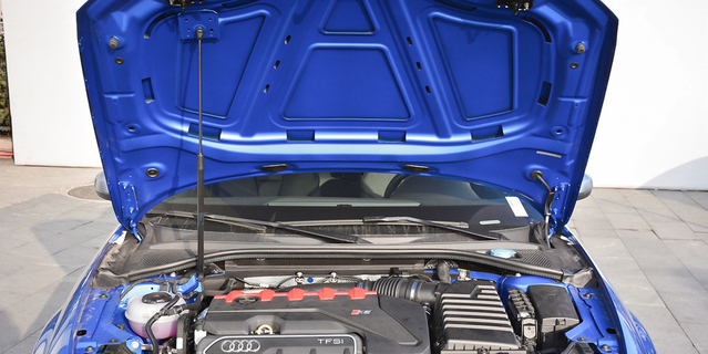 实拍|新款奥迪RS3 超级疯狂的钢炮