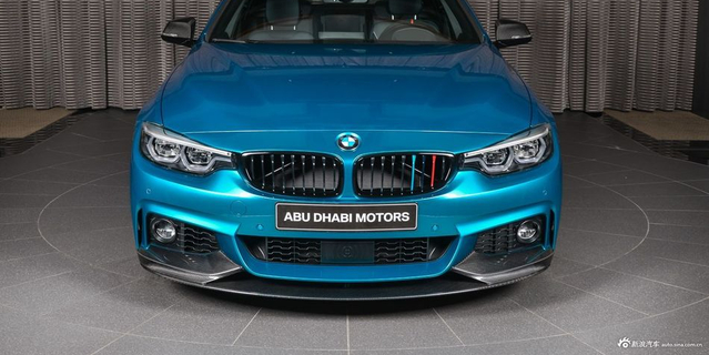 宝马440i定制版官图 标配Akrapovic排气