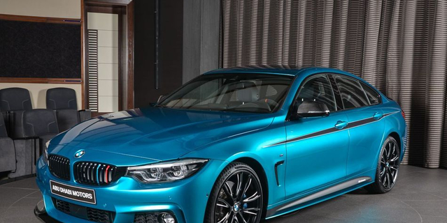 宝马440i定制版官图 标配Akrapovic排气