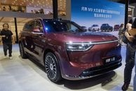 2025粤港澳大湾区车展：问界M8正式亮相