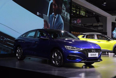 日前，北现LaFesta正式亮相2018浦东车展并首次曝光中文名称——菲斯塔。据悉，新车已启动预售，并将于10月式上市销售。