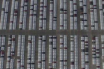 数说|5月国内车市下滑17.37% 汽车限购“松绑”或助车市破局