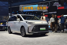 2025上海车展：静态体验别克GL8陆尚