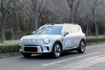 打破边界 试驾smart精灵#5 EHD