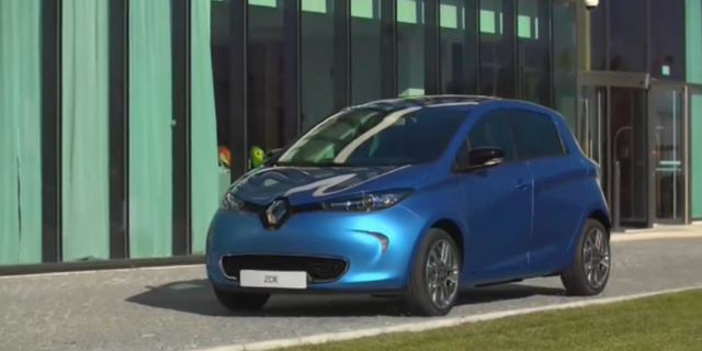 2017款雷诺Zoe ZE 40采用一块容量达到41千瓦时的电池组。