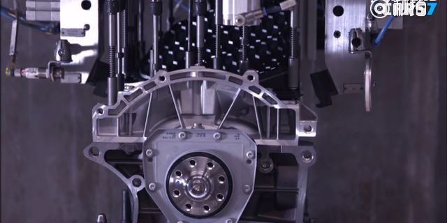 智能制造，工业化时代奥迪TT RS的生产组装工厂