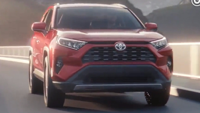 丰田正式发布了全新一代RAV4车型，这是家族的第五代。