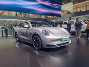 欧拉闪电猫旅行版亮相车展