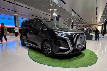 腾势D9达成第30万辆交付 高端新能源MPV市场的“长期答案”