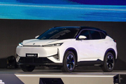 东风风神L7 PHEV 正式发布