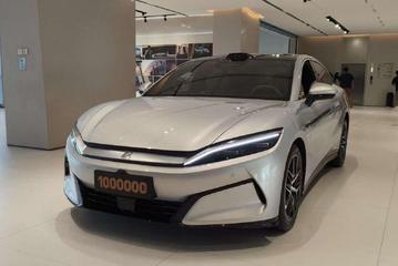第100万辆比亚迪汉完成交付，技术革新引领新能源新纪元