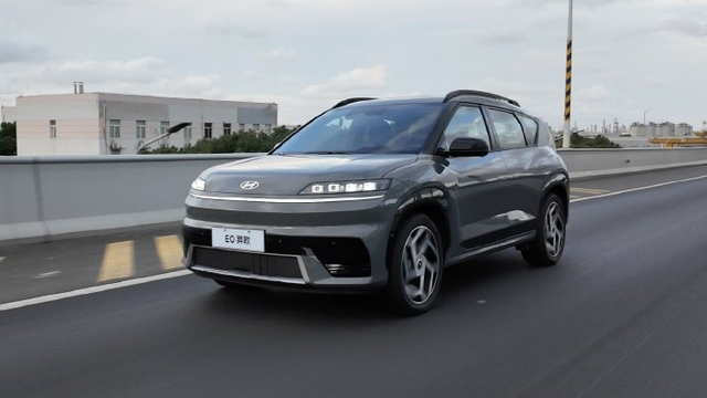 越级体验 新车试驾北京现代EO羿欧