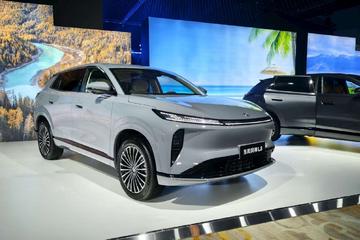 越级舒适座舱 东风风神L8预售12.99万元起