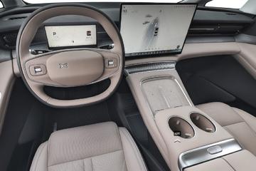 2025款小鹏X9 740超长续航 Max