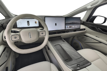 2025款魏牌 高山 四驱高山7