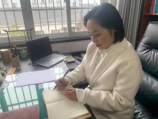 六一班语文老师徐新利