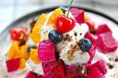  DIY Delicious Dessert: Oreo Colorful Ice