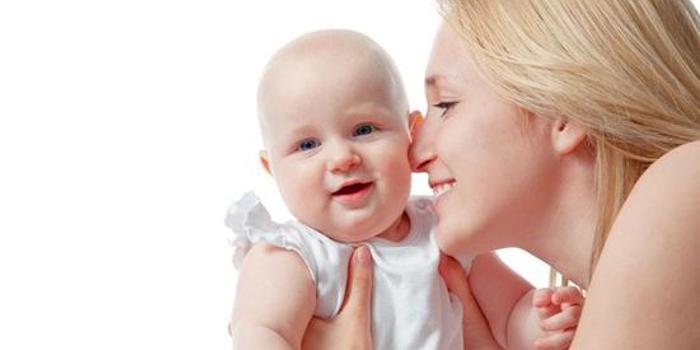宝宝脸上长痘痘是什么原因造成的?
