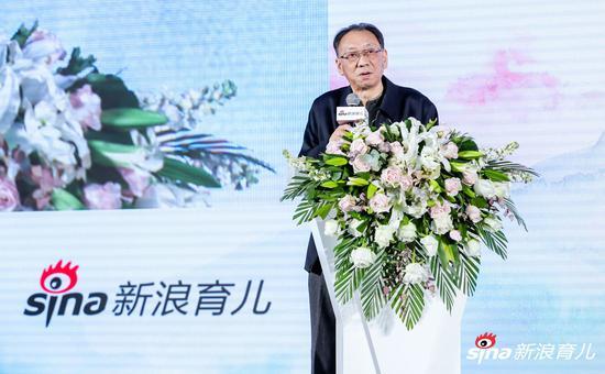 中国关心下一代工作委员会副秘书长,儿童发展研究中心主任 张侃