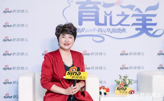 湖南卫视知名主持人张丹丹