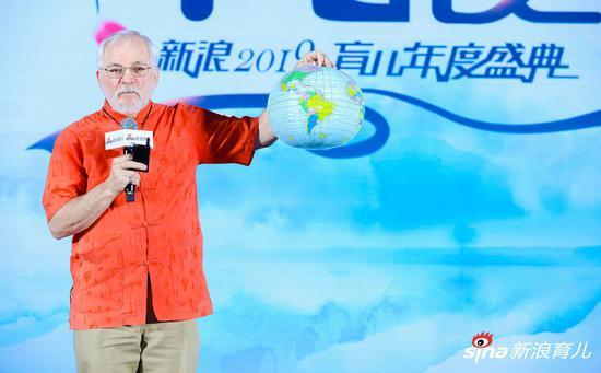 美国中美教育协会副会长Roger Coe