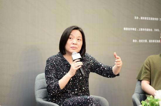当代中国的故事挖掘者 嘉宾:梁鸿 摄影师:任强