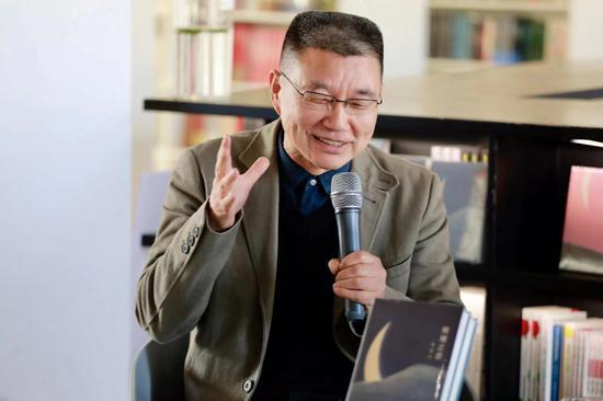 止庵:张爱玲的作品能不断跟下一代的读者有共鸣。
