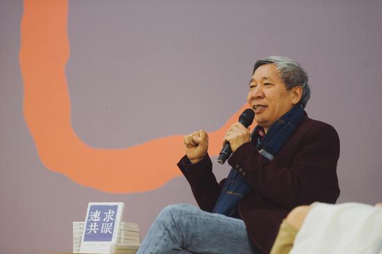 阎连科认为:文学最大的建设就是破坏